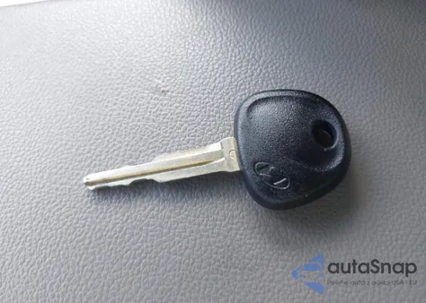 2019 Hyundai Elantra Se из США, поврежденный, VIN 5NPD74LF4KH473801